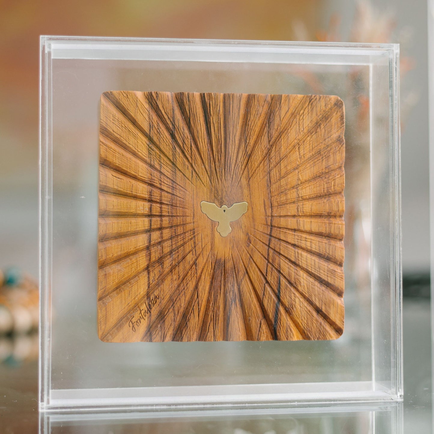 Quadro Espírito Santo em Madeira e Acrílico