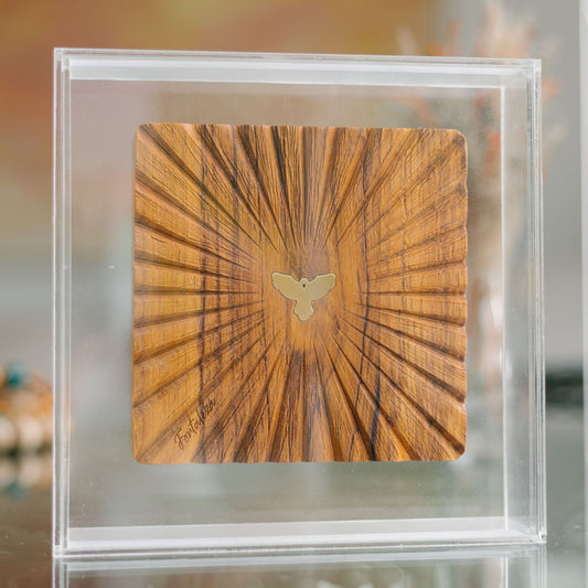 Quadro Espírito Santo em Madeira e Acrílico
